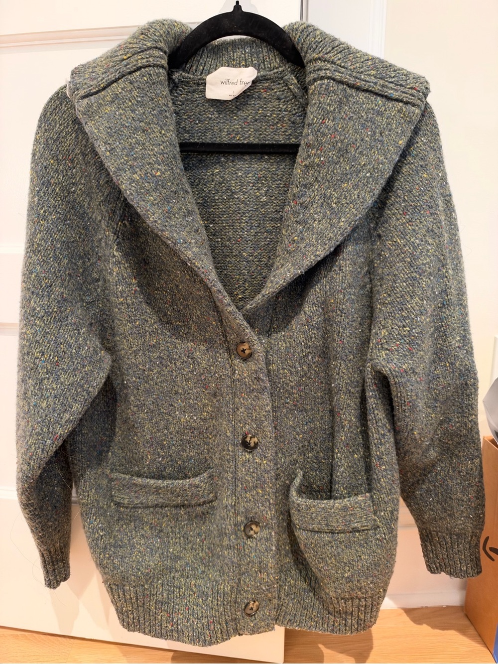 Wilfred Free  Aritzia Button-Up Sweater cardigan